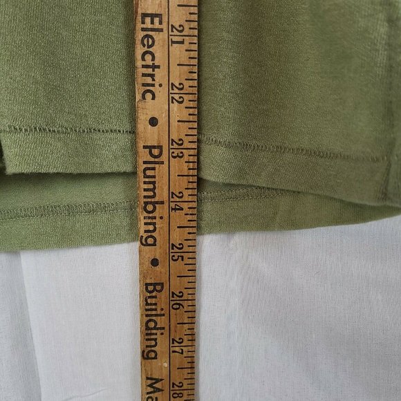 Hello Nite! Womens Olive Green Short Sleeve V Neck Basic T Shirt Size Small - Picture 5 of 7